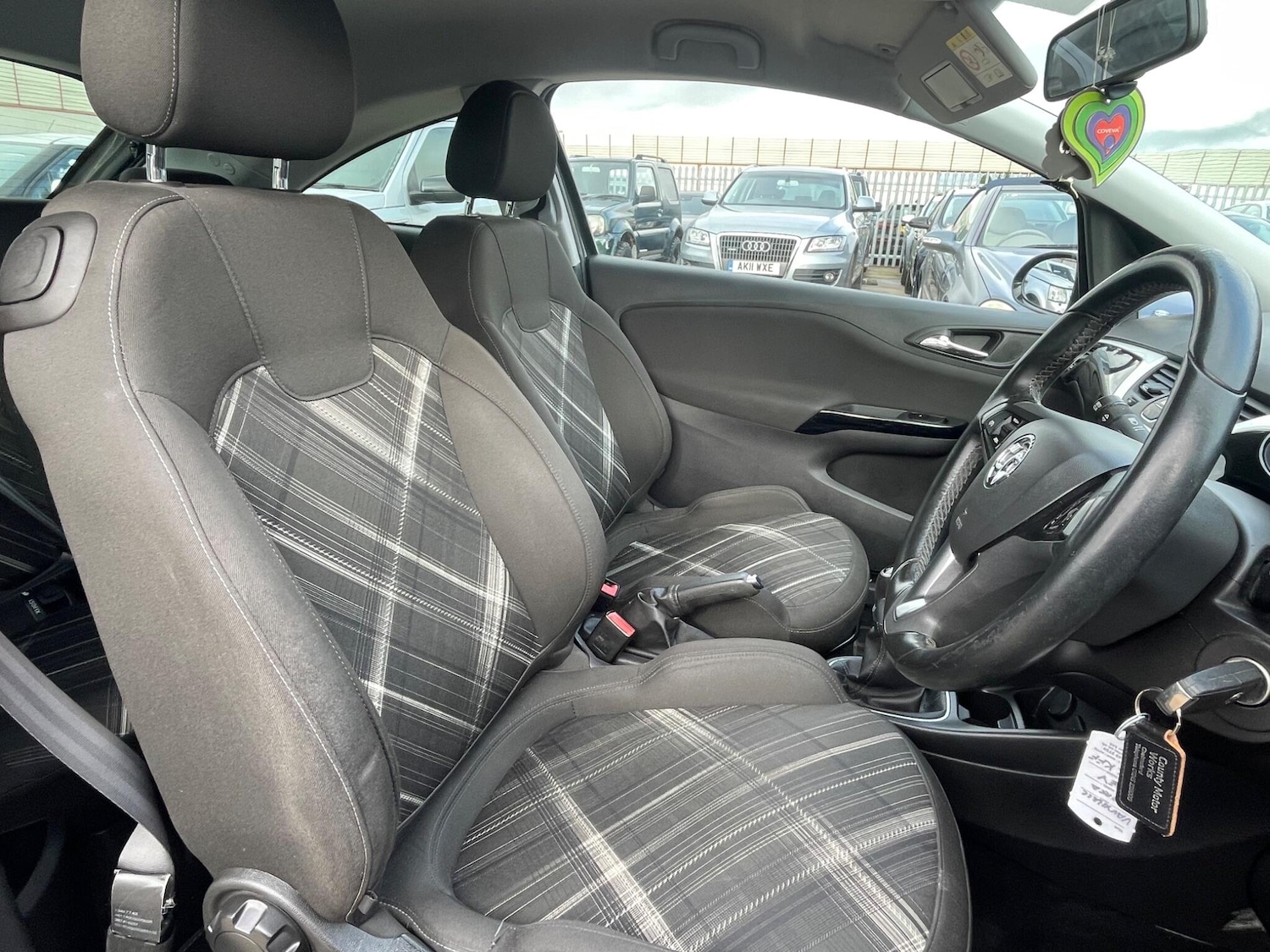 Used Vauxhall Corsa 2016 for sale - 76994289: Photo 10