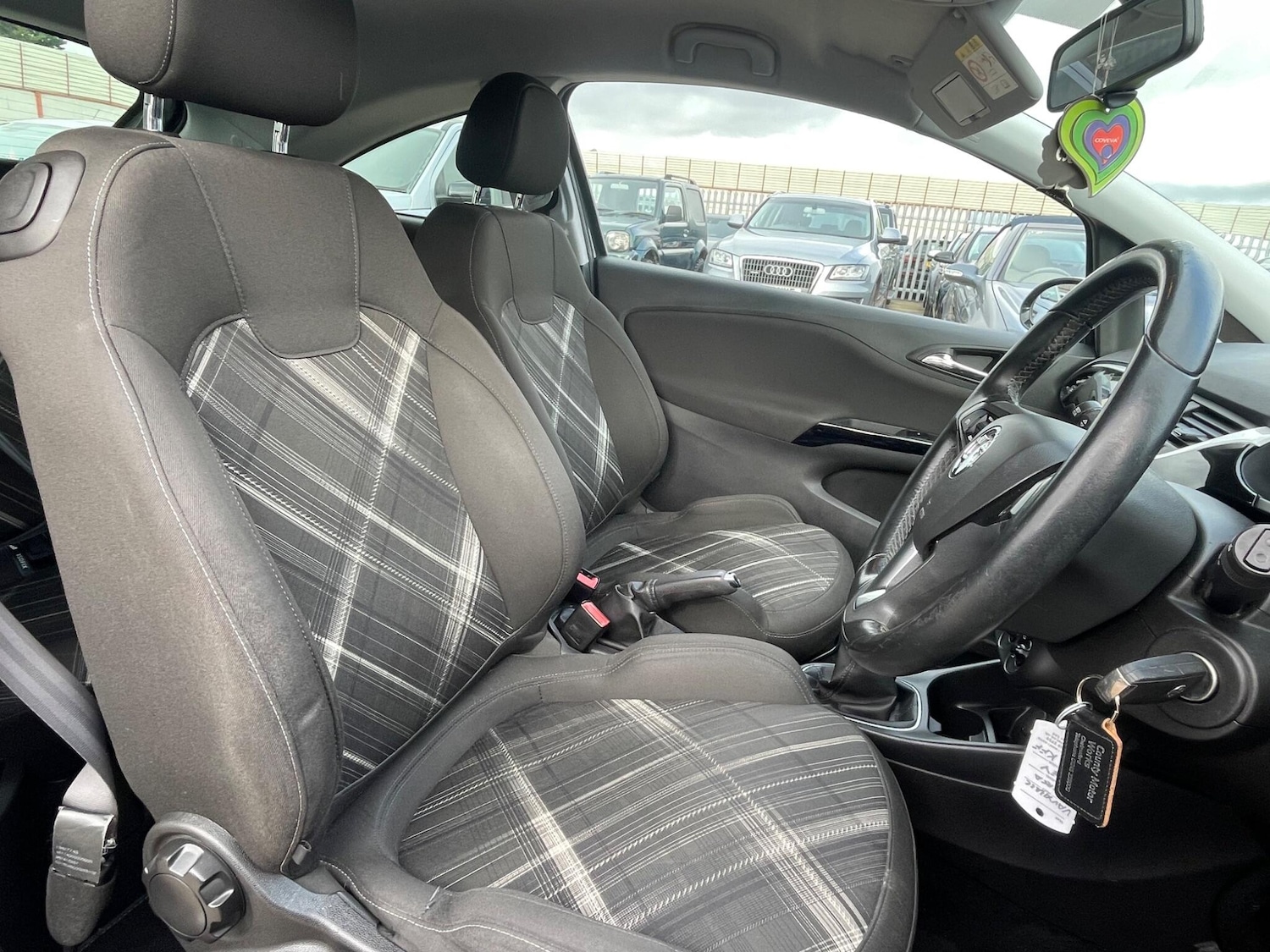 Used Vauxhall Corsa 2016 for sale - 76994289: Photo 12