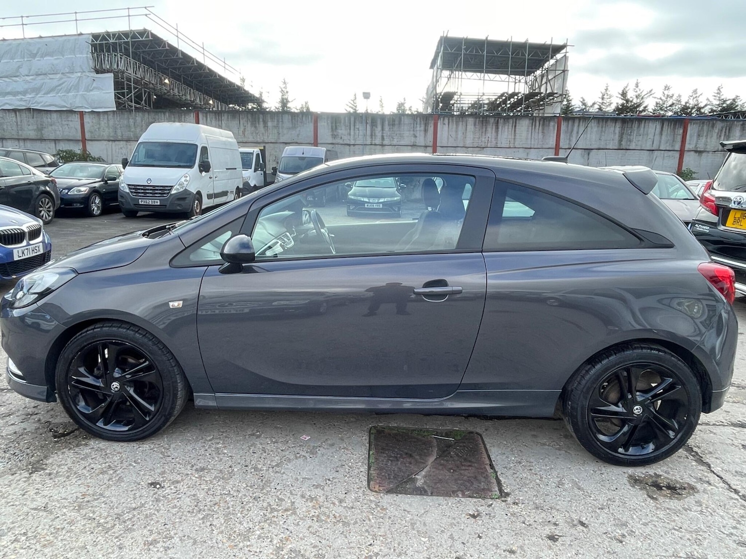 Used Vauxhall Corsa 2016 for sale - 76994289: Photo 5