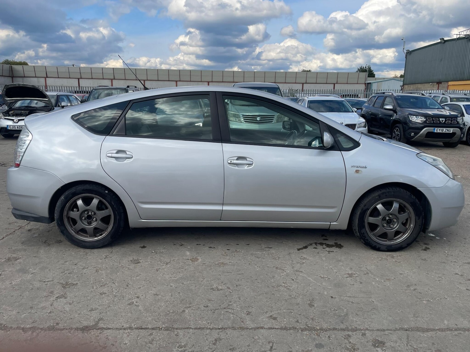 Used Toyota Prius for sale - 76094448: Photo 9