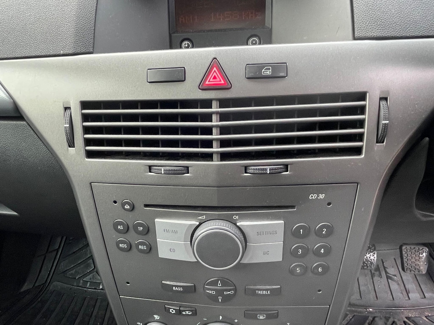 Used Vauxhall Astra 2006 for sale - 77242619: Photo 28