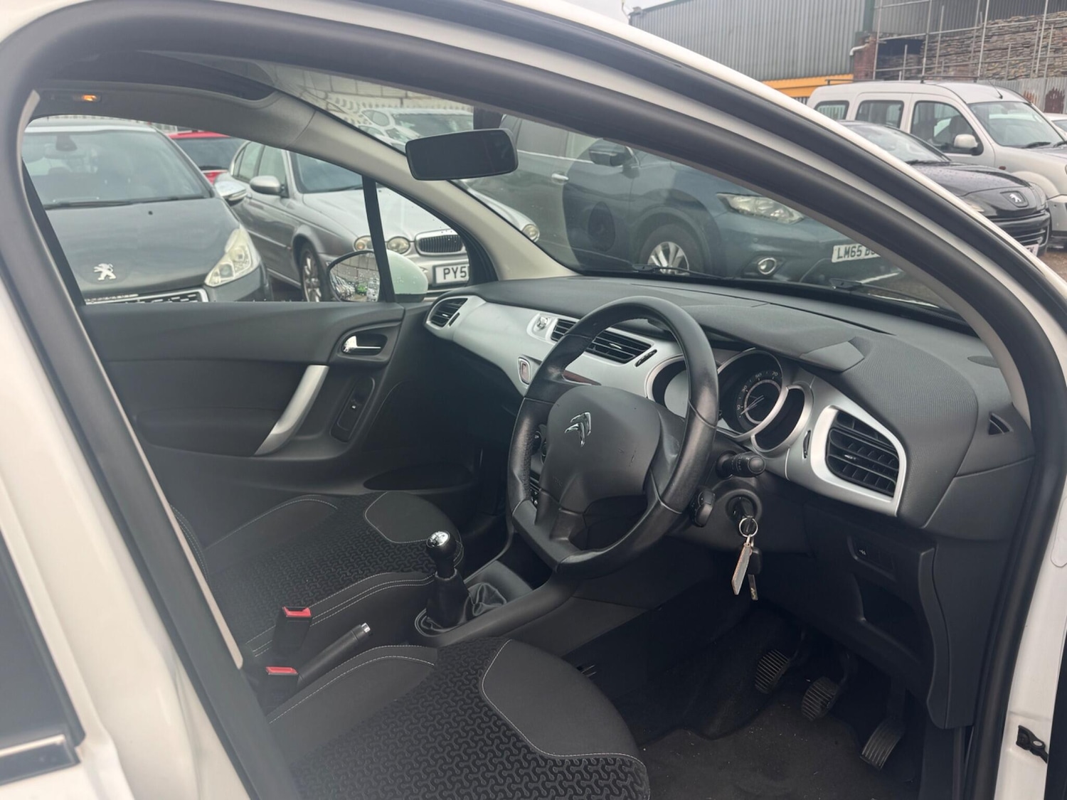 Used Citroen C3 2011 for sale - 77290684: Photo 12