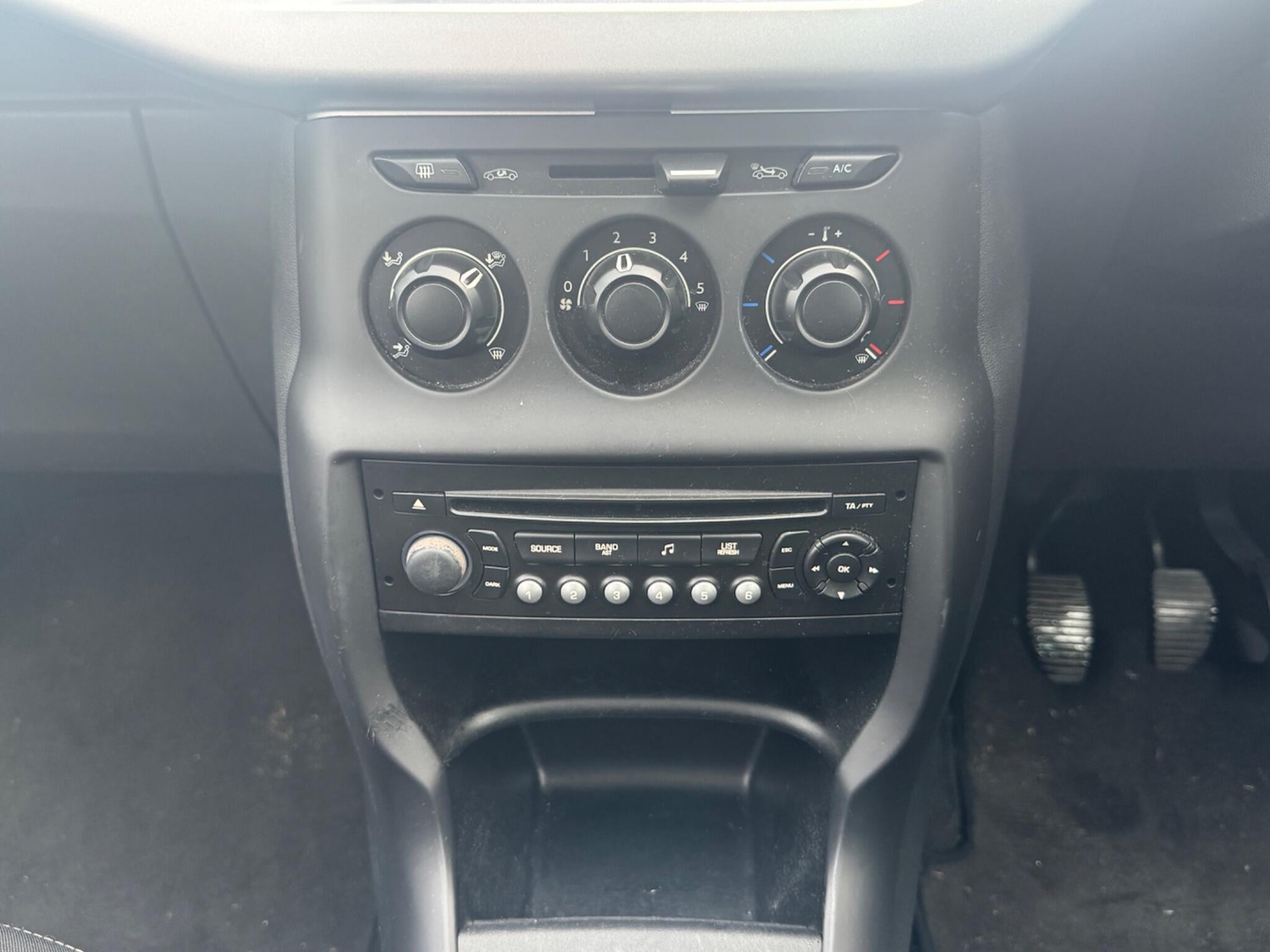 Used Citroen C3 2011 for sale - 77290684: Photo 23