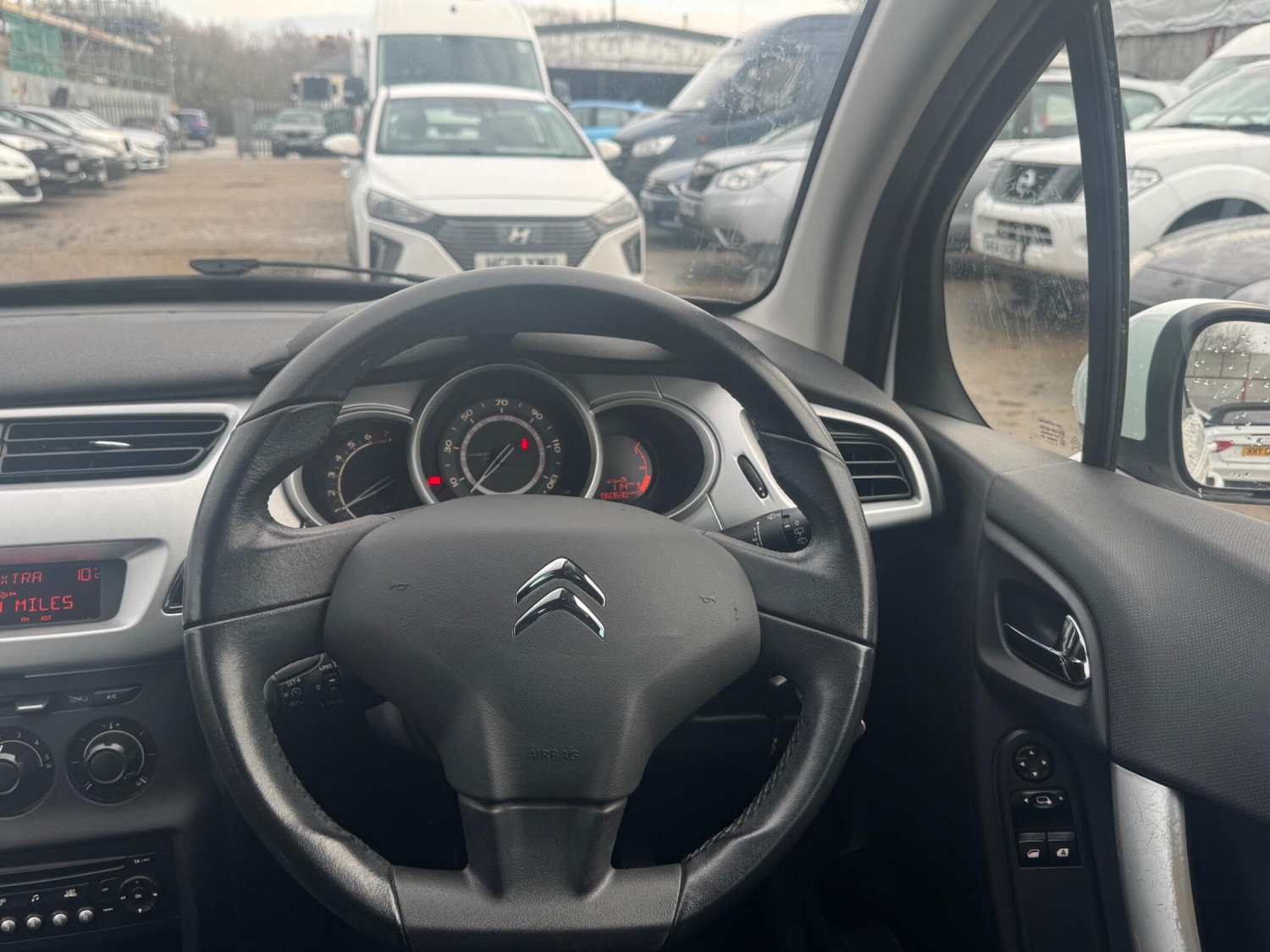 Used Citroen C3 2011 for sale - 77290684: Photo 29