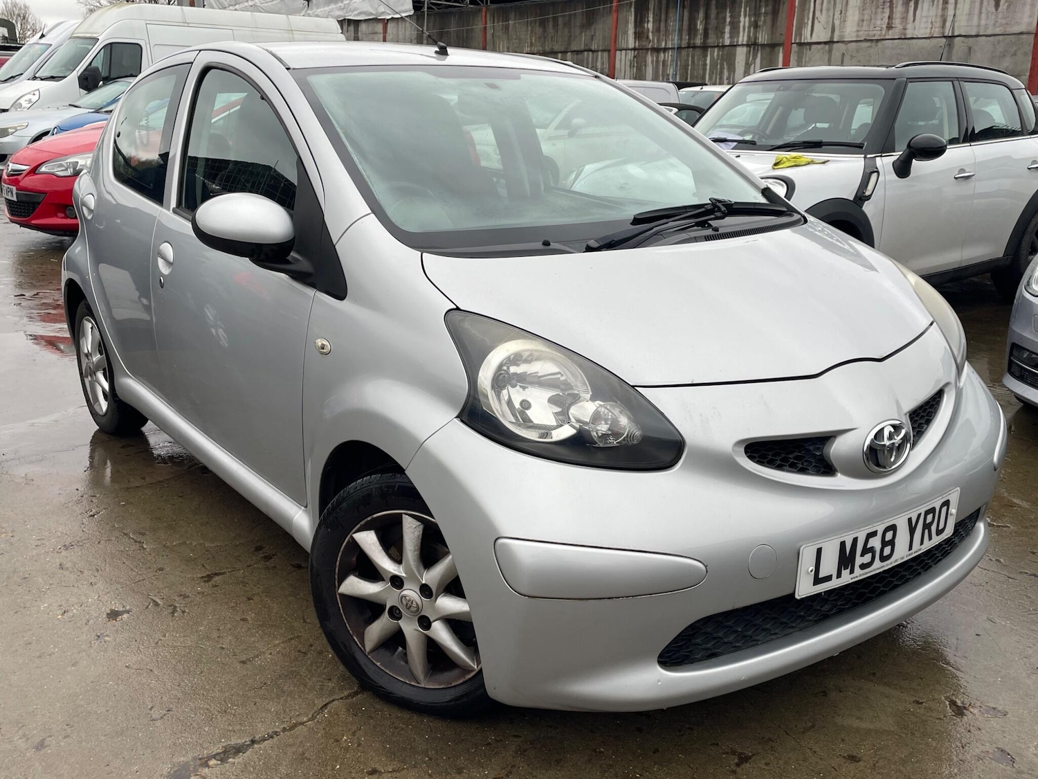 Used Toyota AYGO 2008 for sale - 77612458: Photo 2