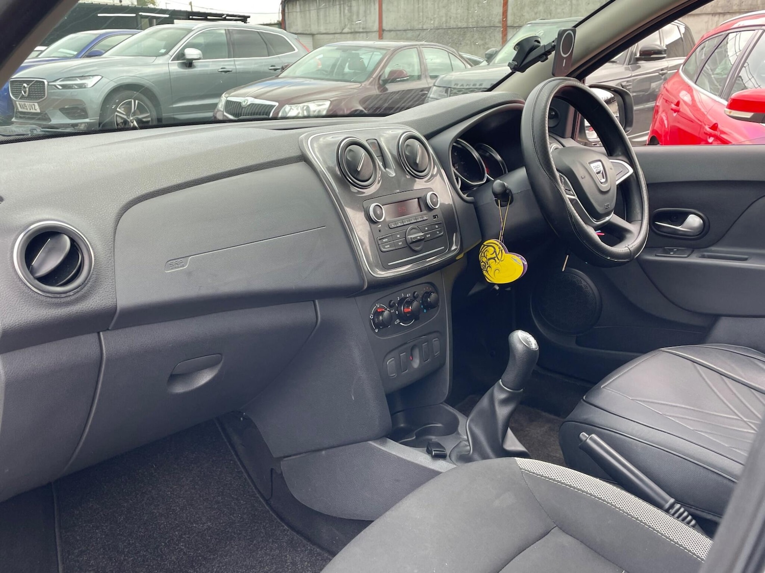 Used Dacia Sandero Stepway 2020 for sale - 76226737: Photo 25