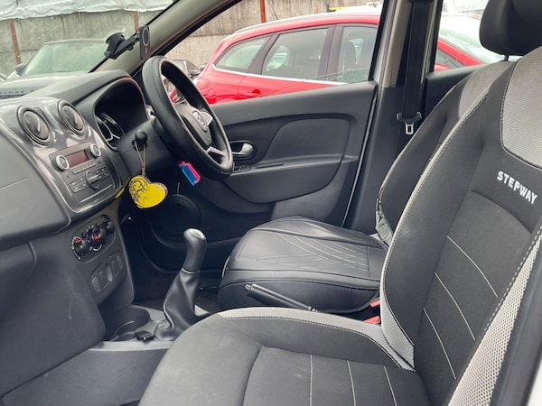 Used Dacia Sandero Stepway 2020 for sale - 76226737: Photo 26