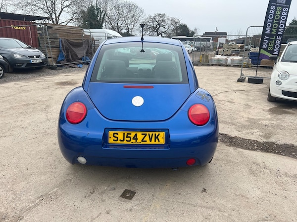 Used Volkswagen Beetle 2004 for sale - 76296044: Photo 11