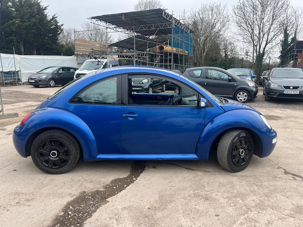 Used Volkswagen Beetle 2004 for sale - 76296044: Photo 18