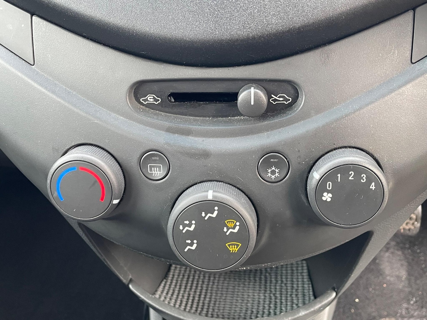 Used Chevrolet Spark 2010 for sale - 77242631: Photo 22