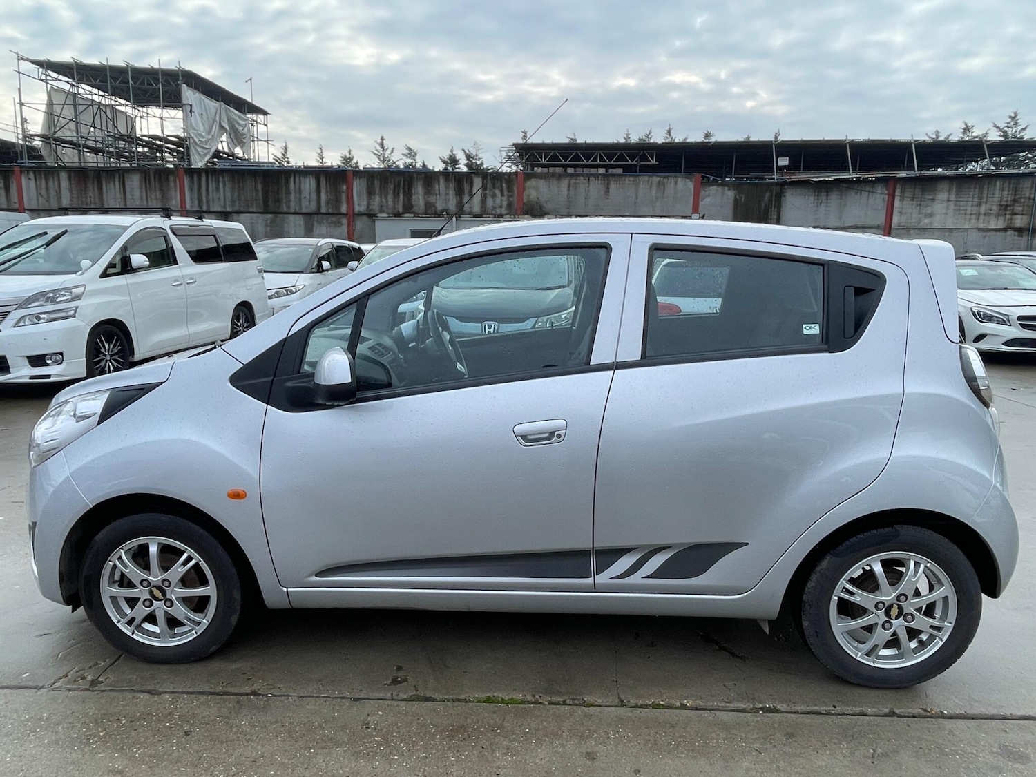 Used Chevrolet Spark 2010 for sale - 77242631: Photo 9