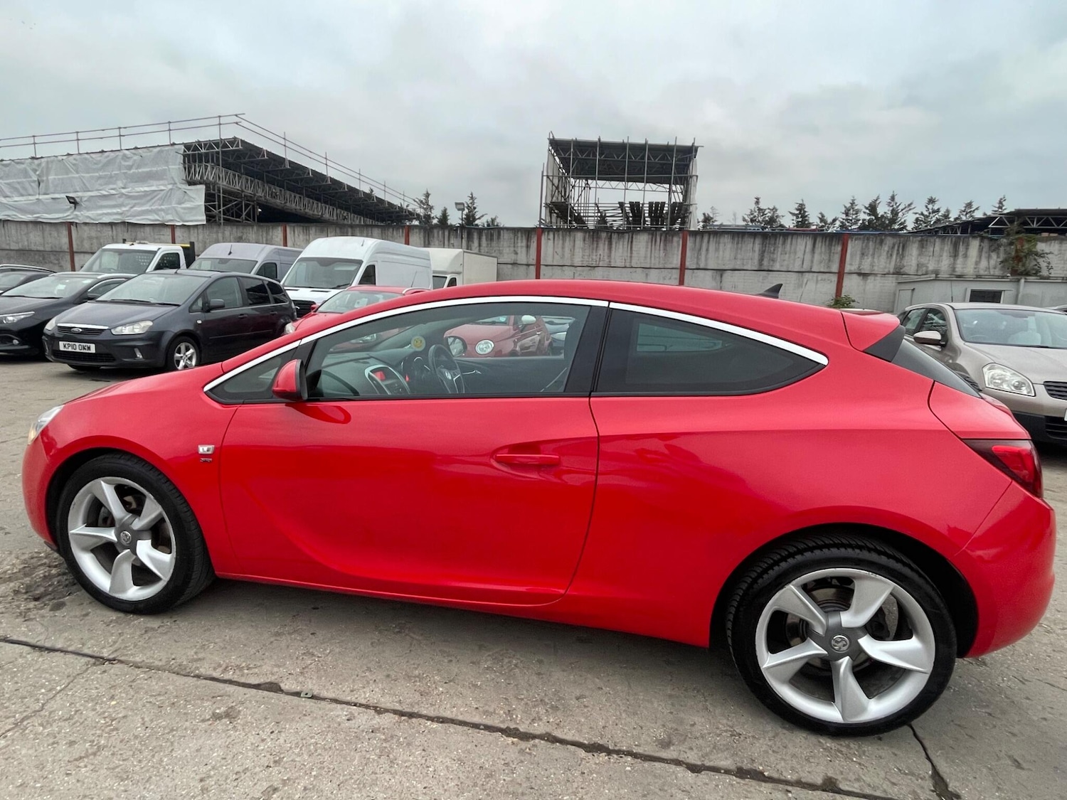 Used Vauxhall Astra GTC 2015 for sale - 76239800: Photo 4