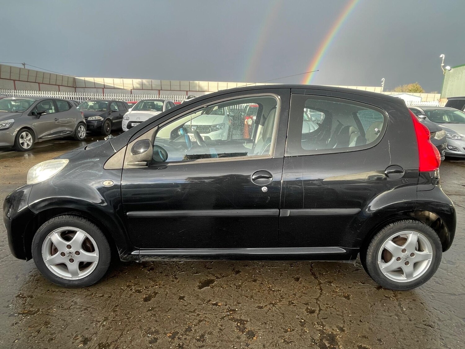 Used Peugeot 107 for sale - 77575368: Photo 14