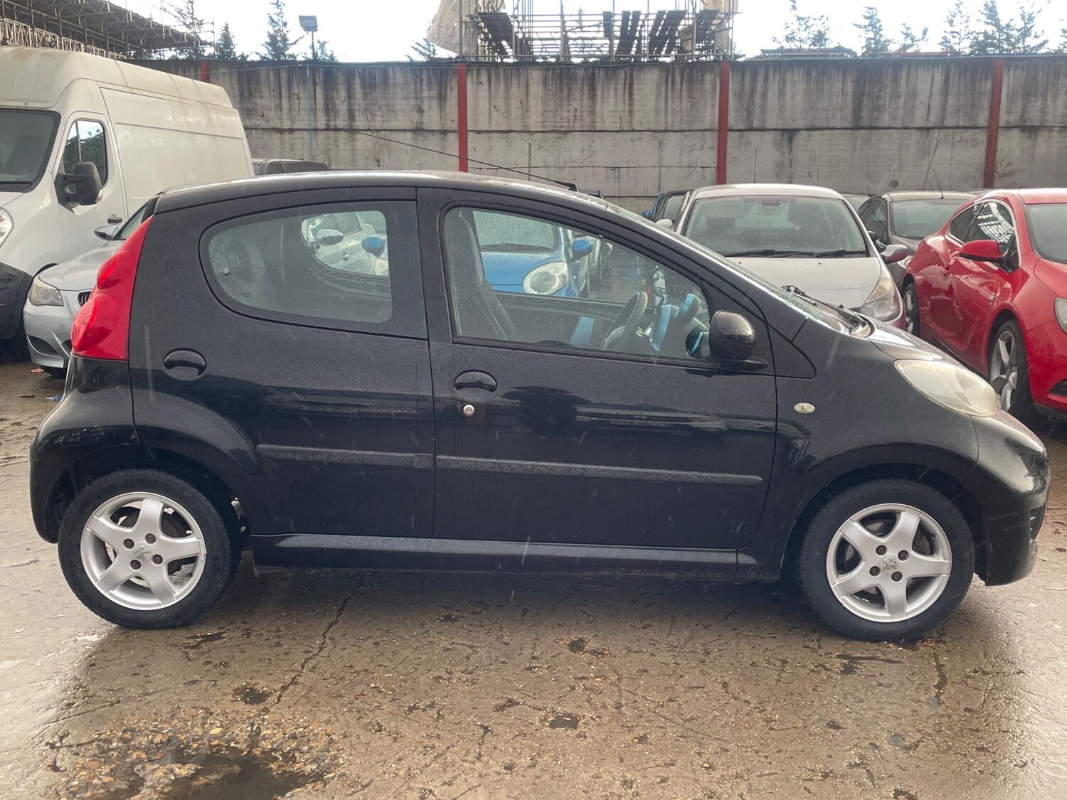 Used Peugeot 107 for sale - 77575368: Photo 18