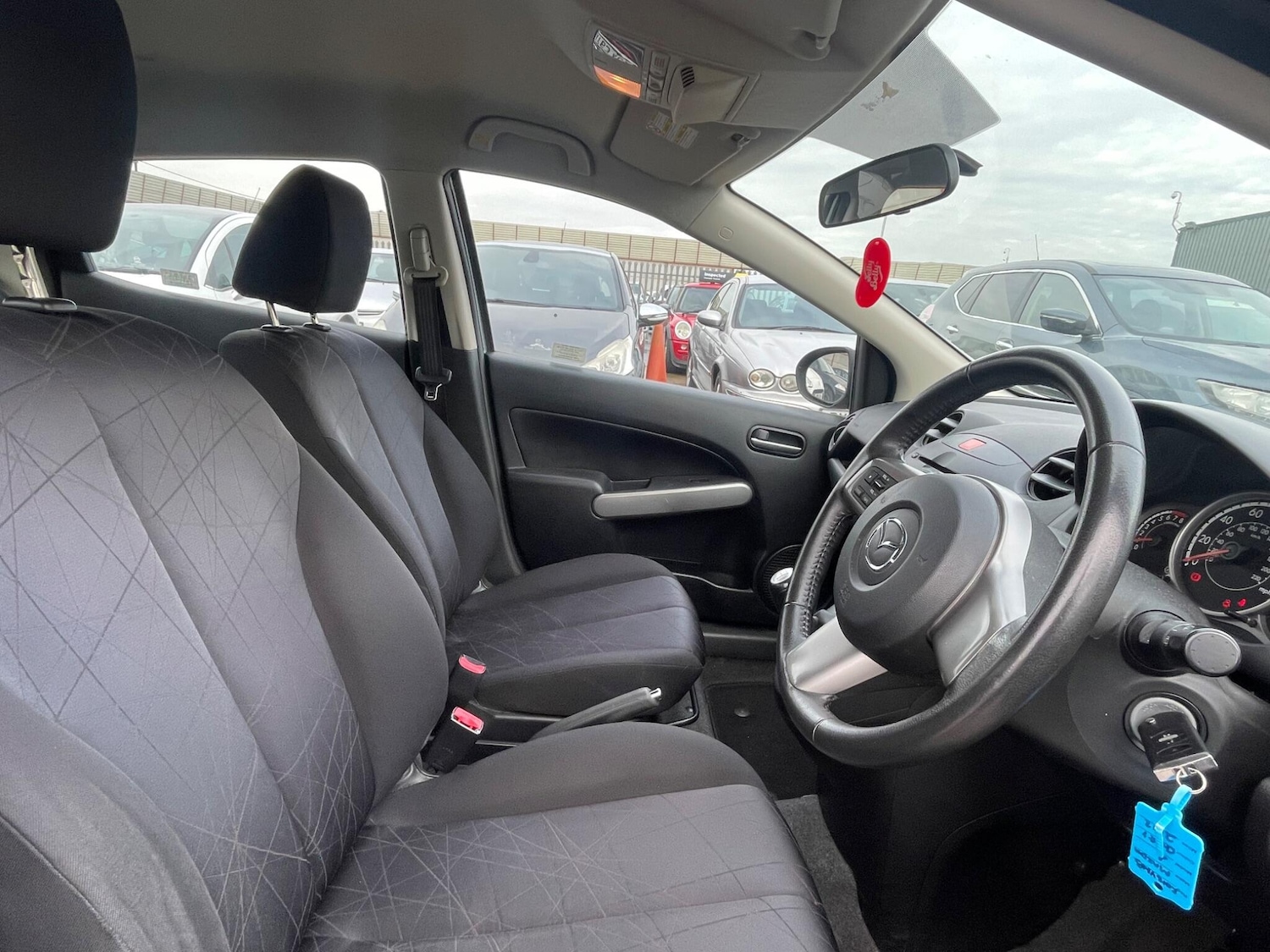 Used Mazda Mazda2 2012 for sale - 77242842: Photo 18