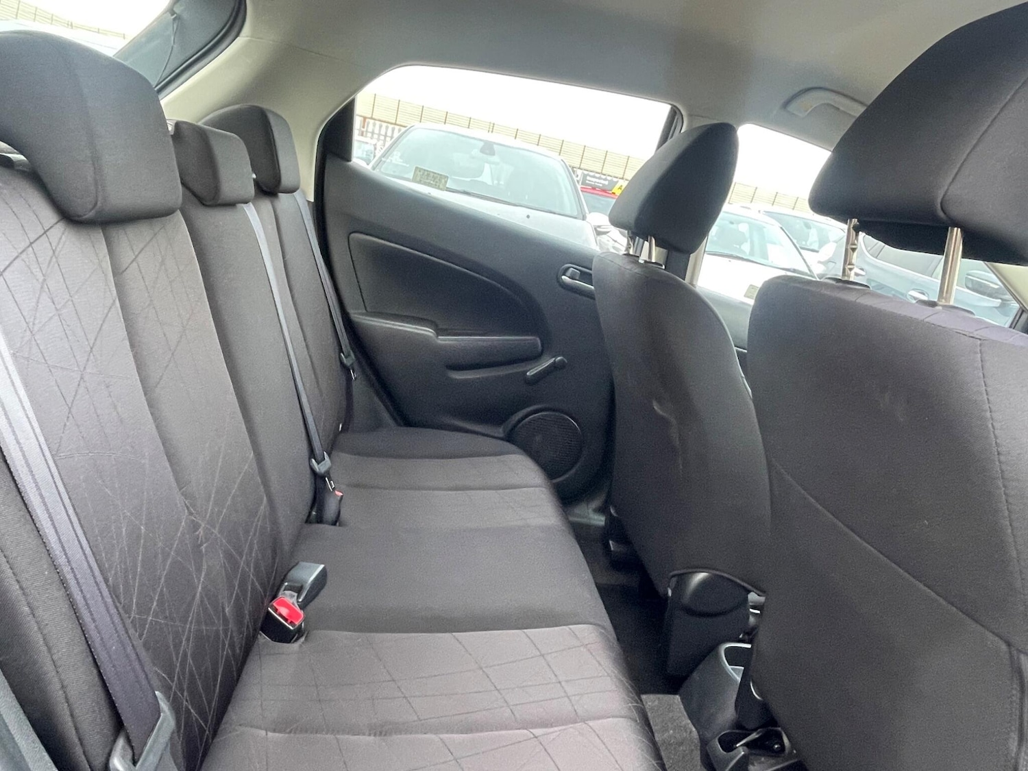 Used Mazda Mazda2 2012 for sale - 77242842: Photo 20