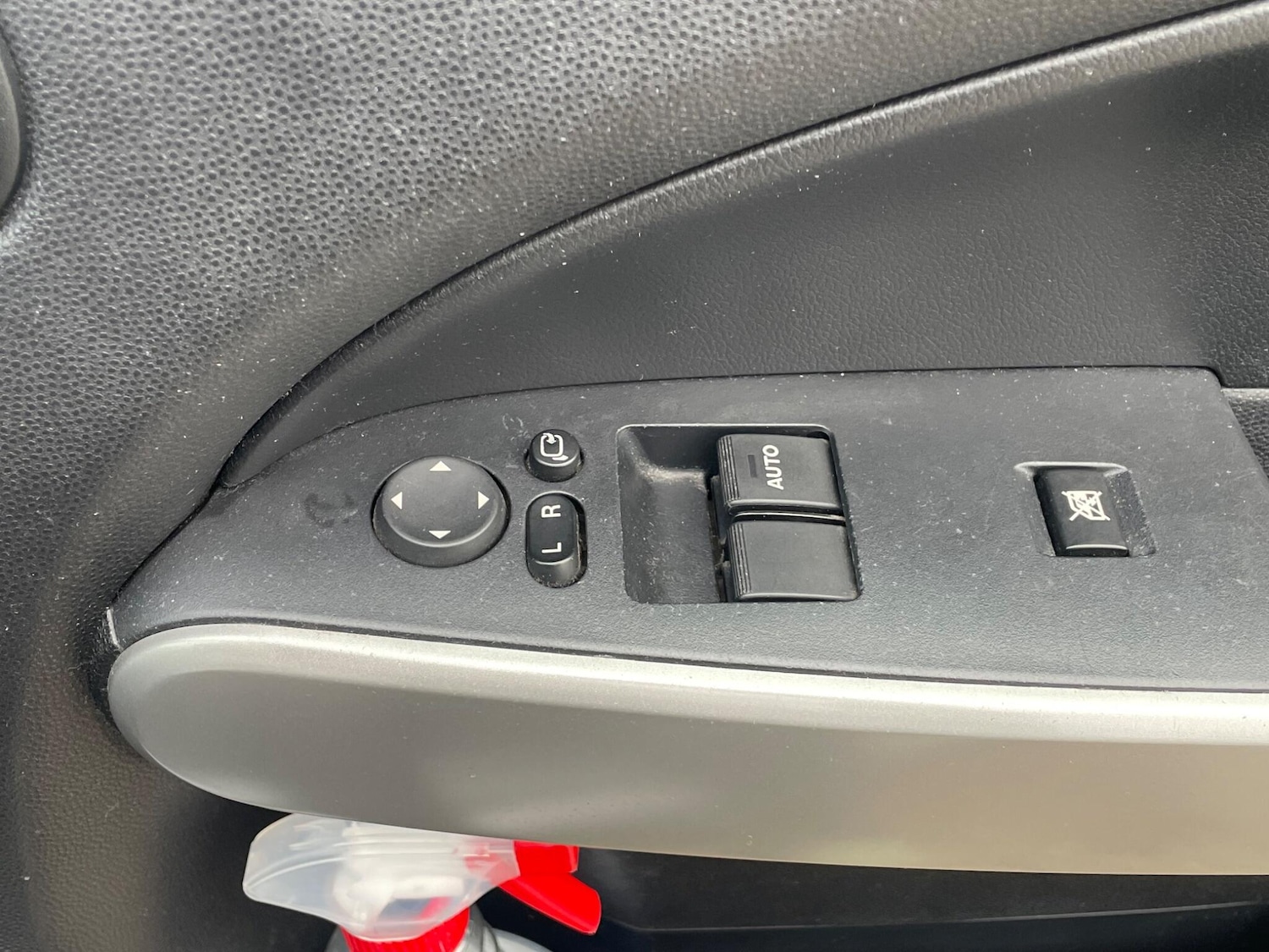 Used Mazda Mazda2 2012 for sale - 77242842: Photo 25