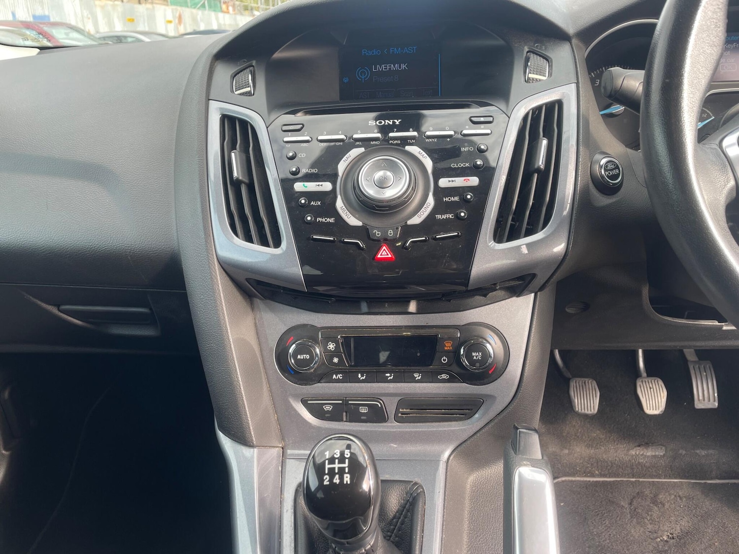 Used Ford Focus 2011 for sale - 76179378: Photo 29