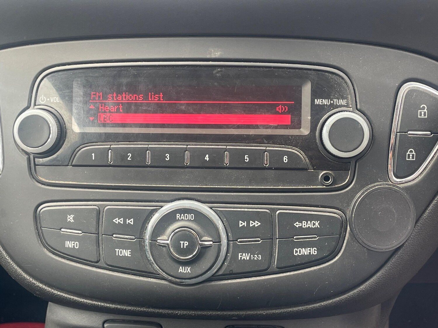 Used Vauxhall Corsa for sale - 76997324: Photo 21