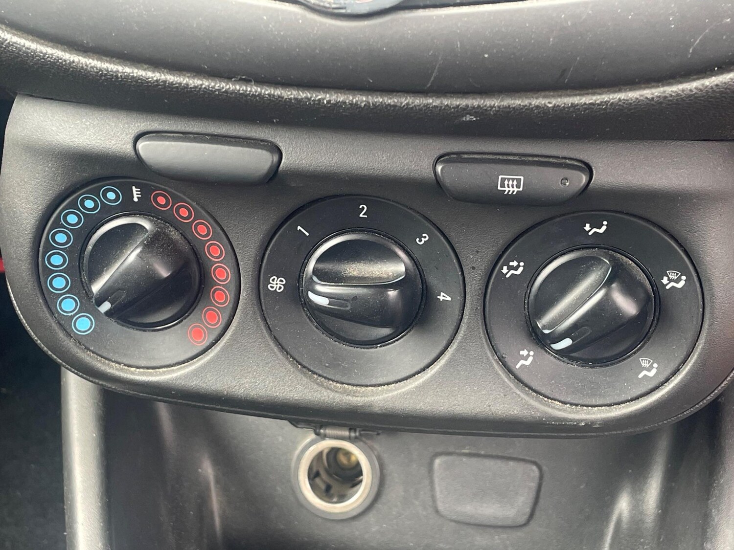 Used Vauxhall Corsa for sale - 76997324: Photo 25