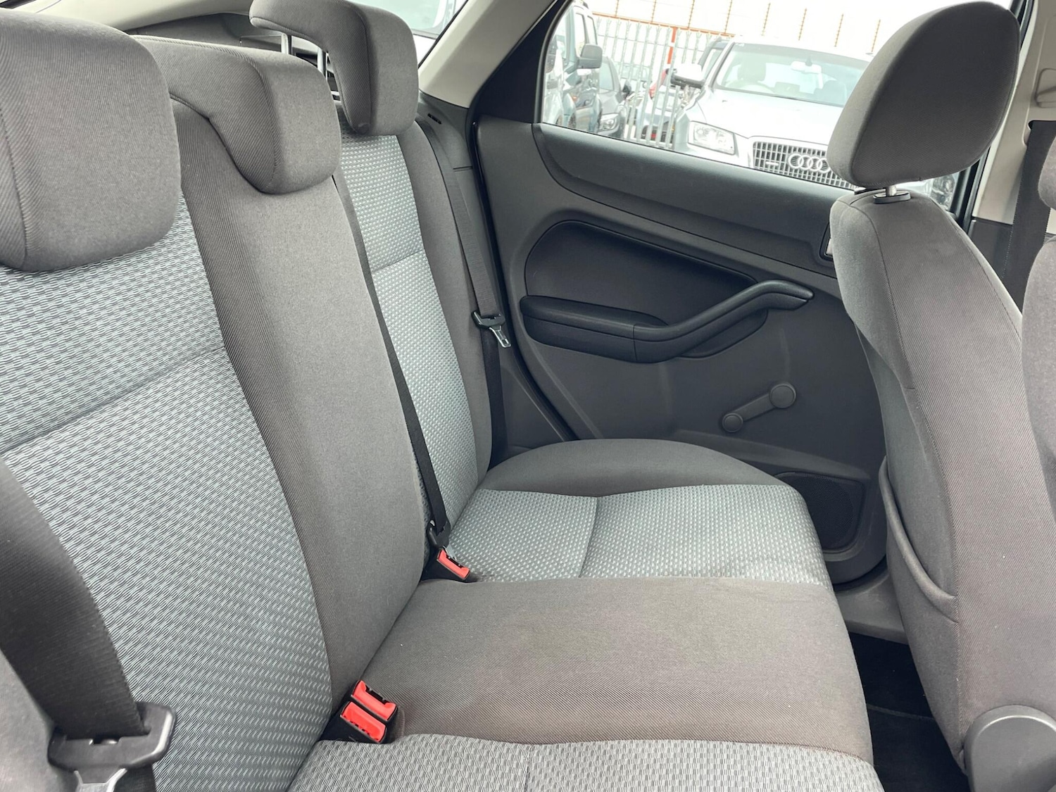 Used Ford Focus 2007 for sale - 76336863: Photo 24