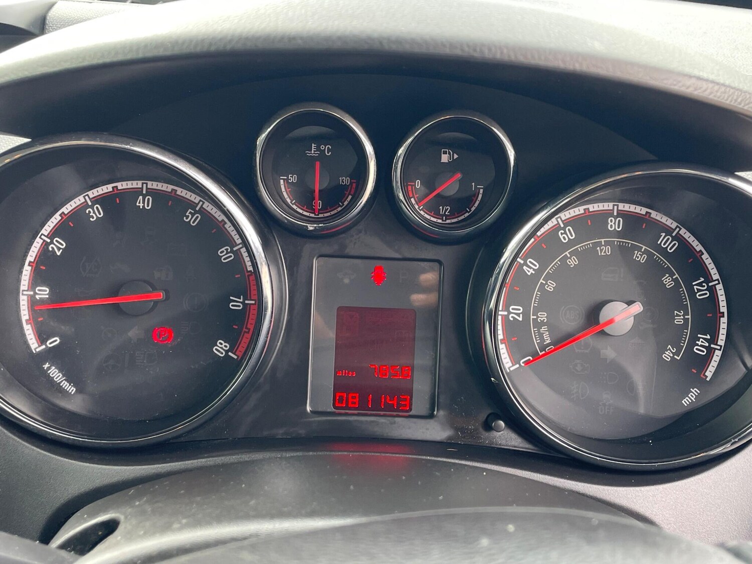 Used Vauxhall Meriva 2015 for sale - 76337020: Photo 20