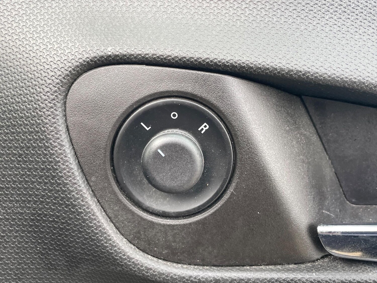 Used Vauxhall Meriva 2015 for sale - 76337020: Photo 26