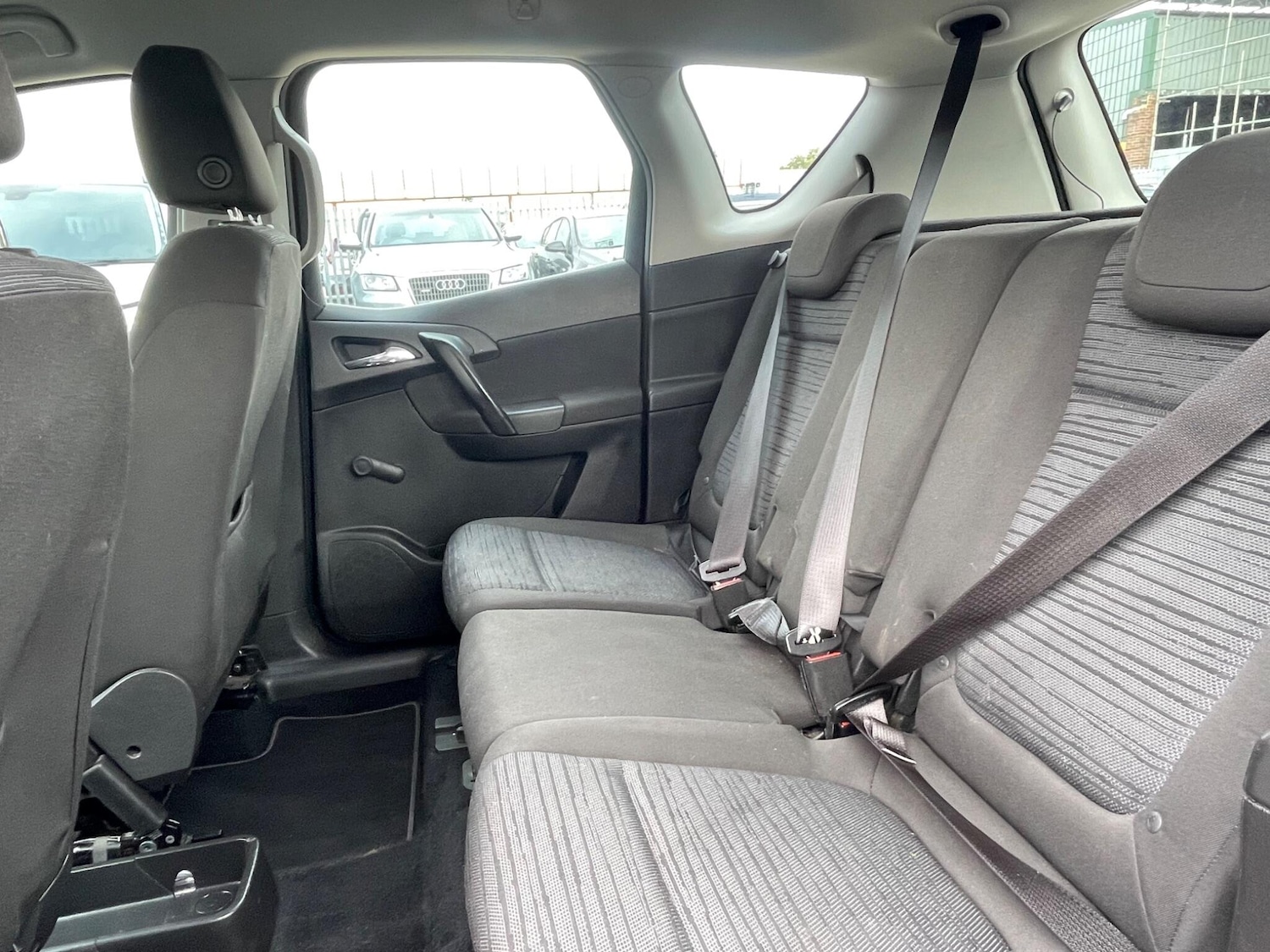 Used Vauxhall Meriva 2015 for sale - 76337020: Photo 33