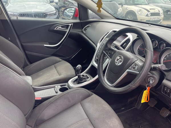 Used Vauxhall Astra 2012 for sale - 75520009: Photo 12