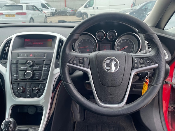 Used Vauxhall Astra 2012 for sale - 75520009: Photo 15
