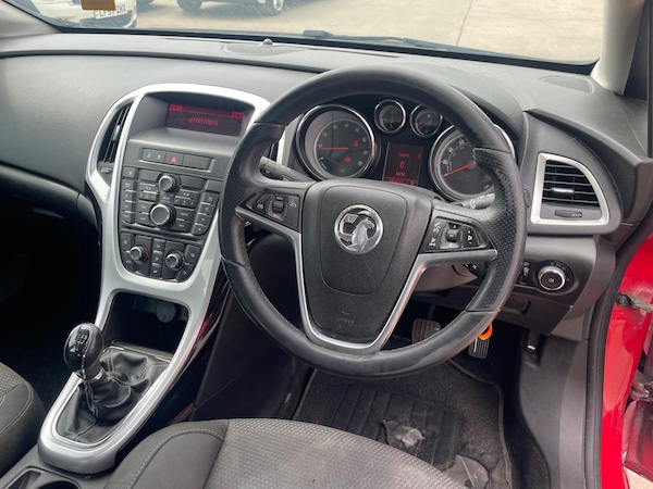 Used Vauxhall Astra 2012 for sale - 75520009: Photo 17