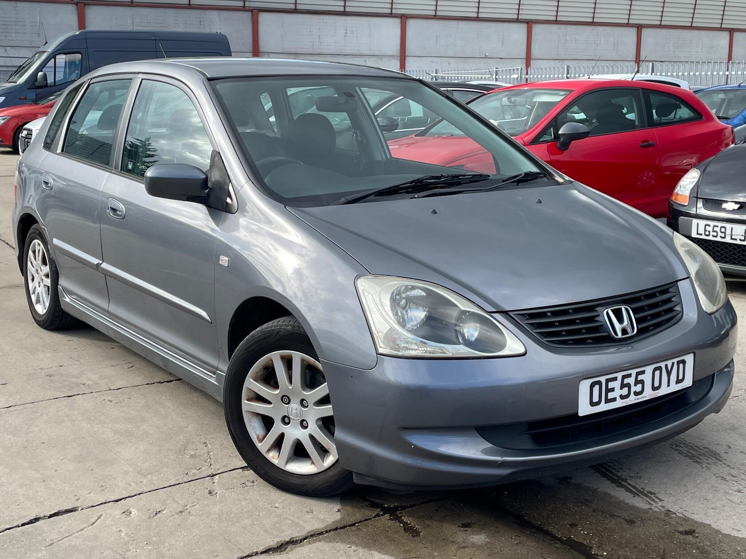 Used Honda Civic for sale - 76987741: Photo 2