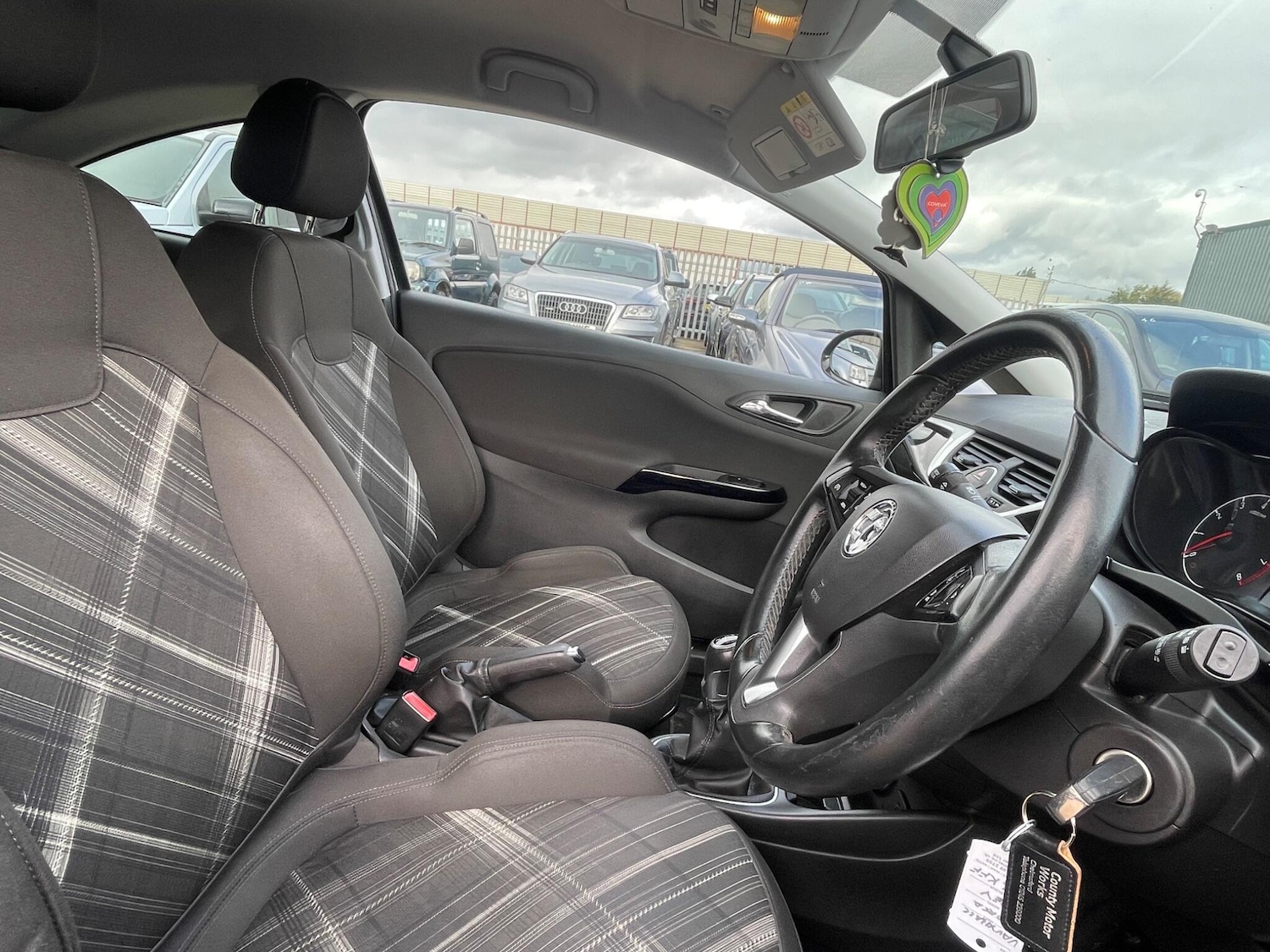 Used Vauxhall Corsa 2016 for sale - 76336629: Photo 11