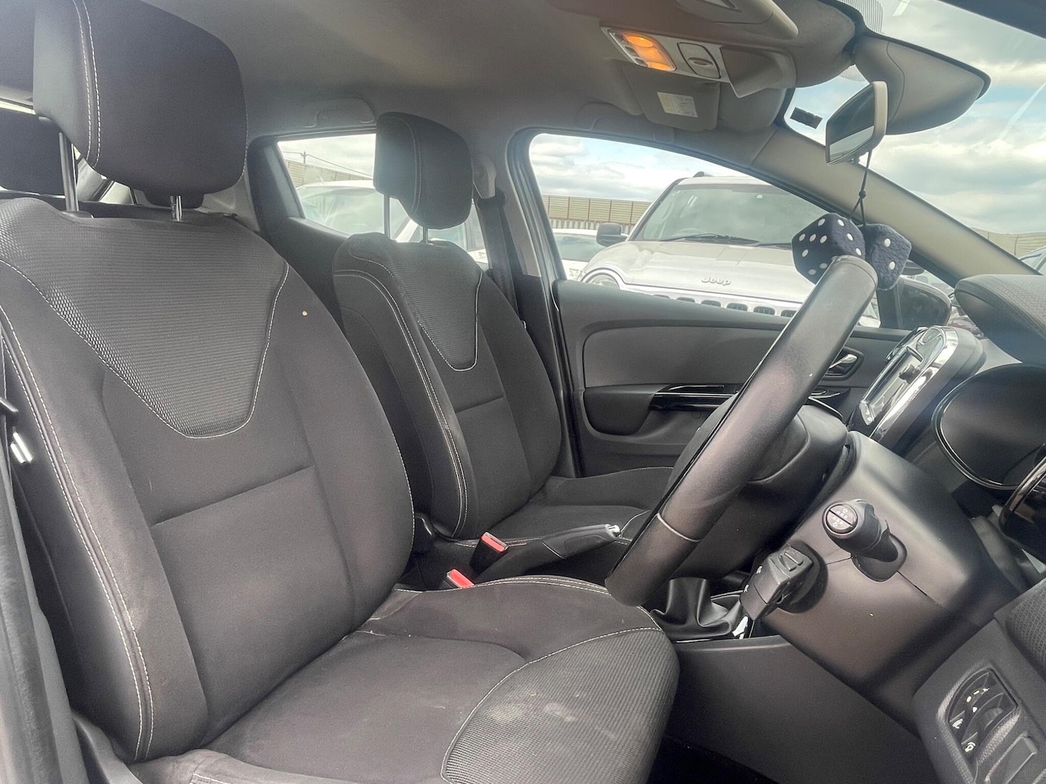 Used Renault Clio 2014 for sale - 76988279: Photo 13