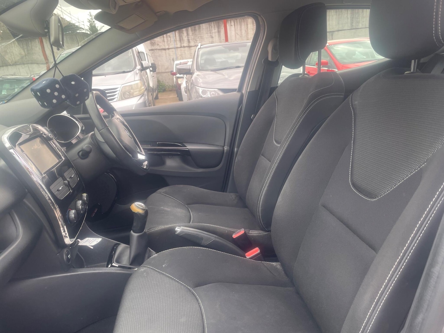 Used Renault Clio 2014 for sale - 76988279: Photo 17