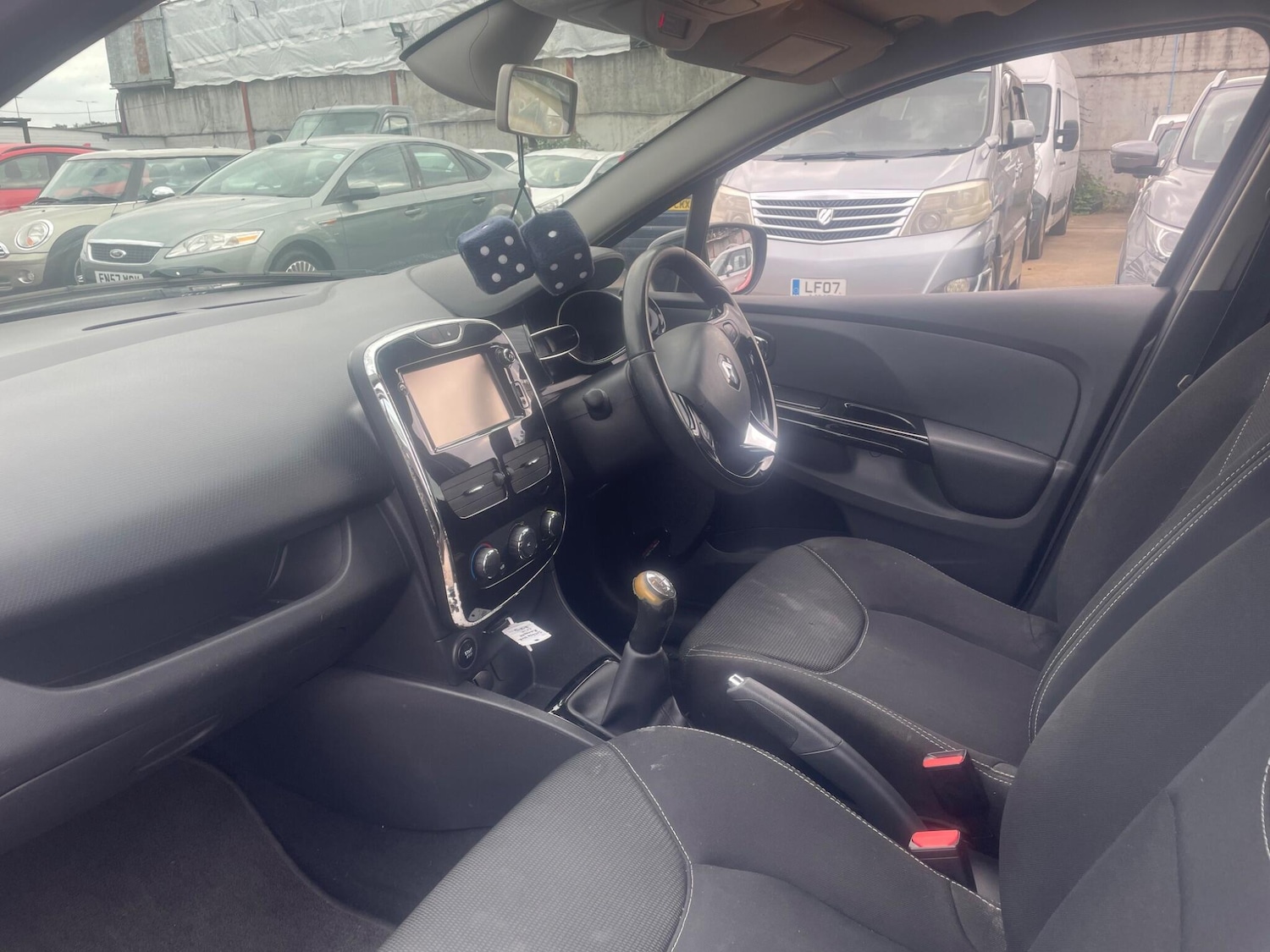 Used Renault Clio 2014 for sale - 76988279: Photo 18