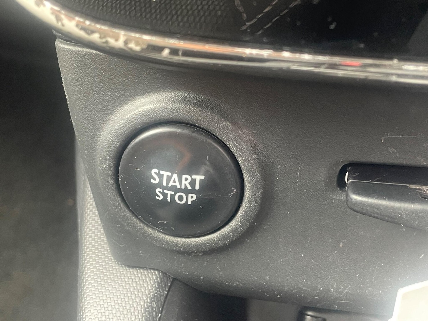 Used Renault Clio 2014 for sale - 76988279: Photo 36