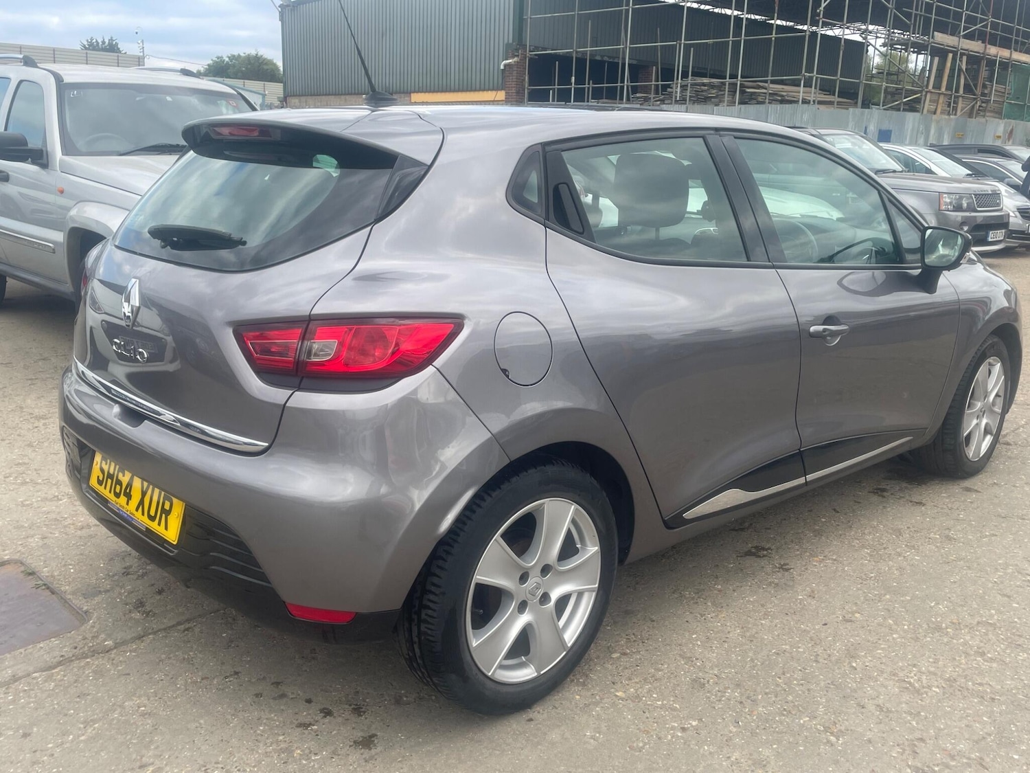 Used Renault Clio 2014 for sale - 76988279: Photo 40