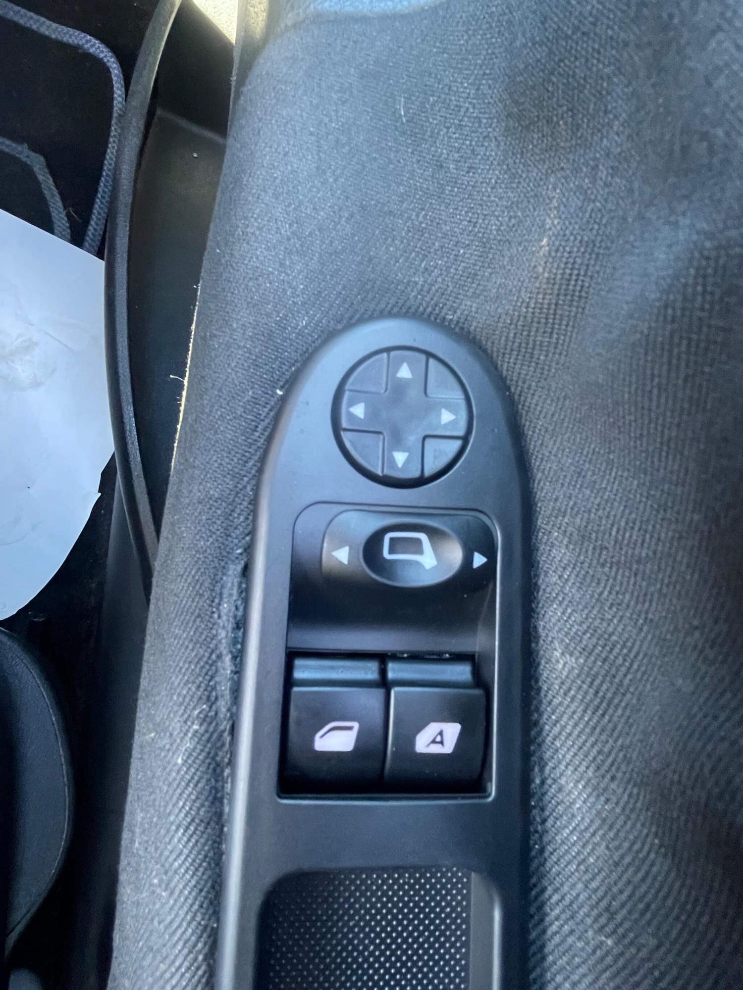 Used Peugeot 207 2009 for sale - 76084431: Photo 24