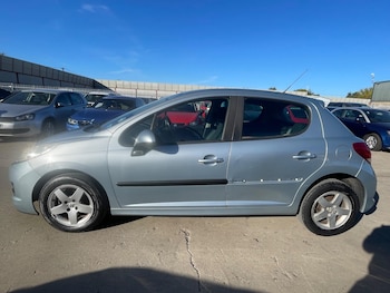 Used Peugeot 207 2009 for sale - 76084431: Photo 4