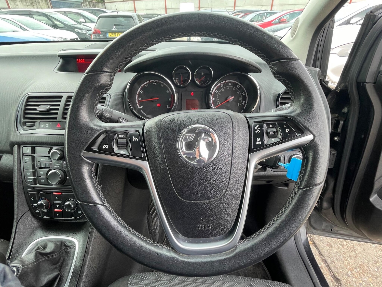 Used Vauxhall Meriva 2015 for sale - 77202867: Photo 19