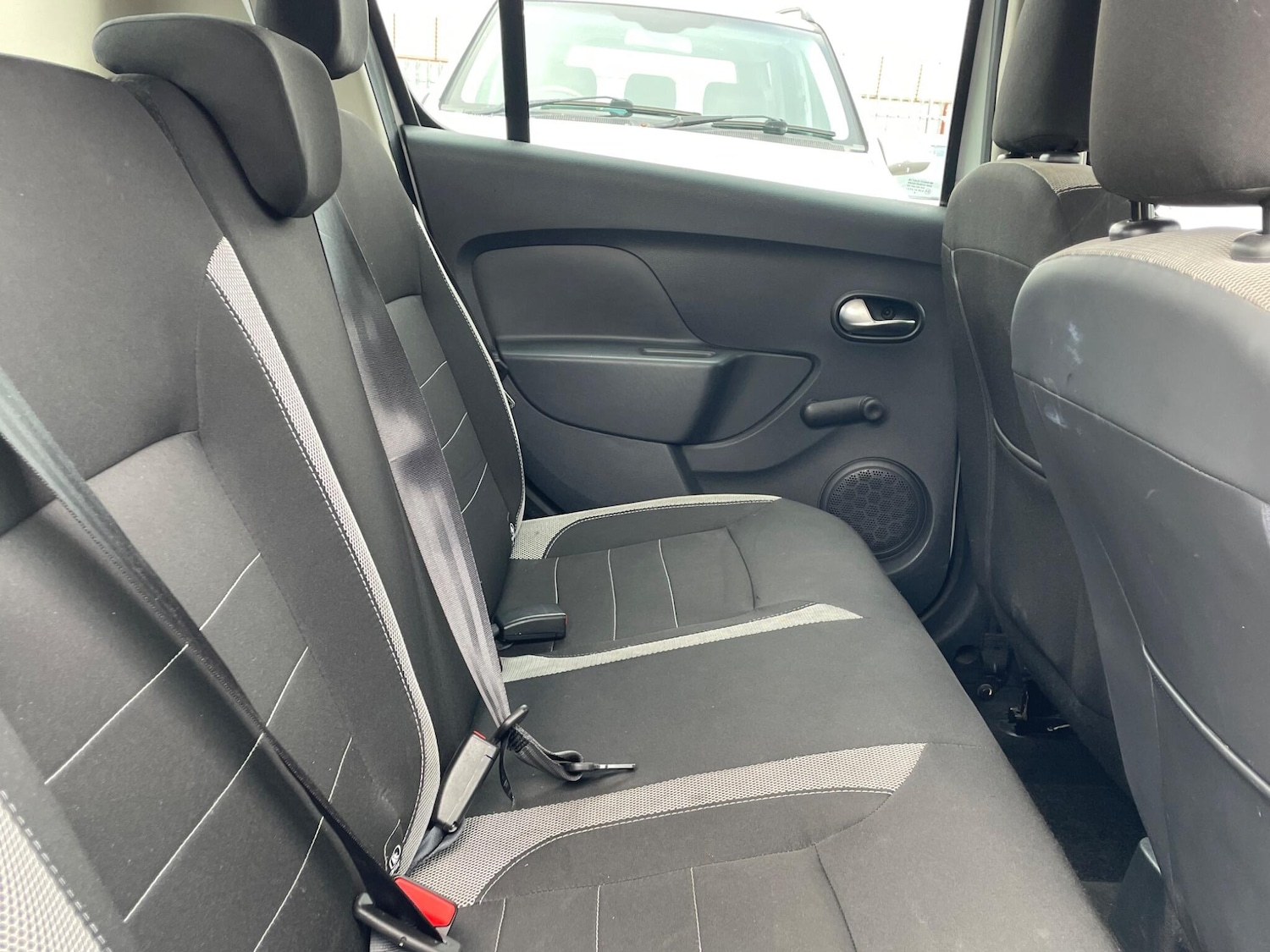 Used Dacia Sandero Stepway 2020 for sale - 76988990: Photo 29