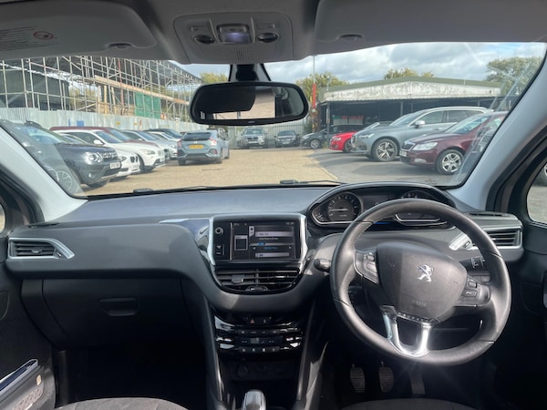 Used Peugeot 208 2012 for sale - 76179405: Photo 34