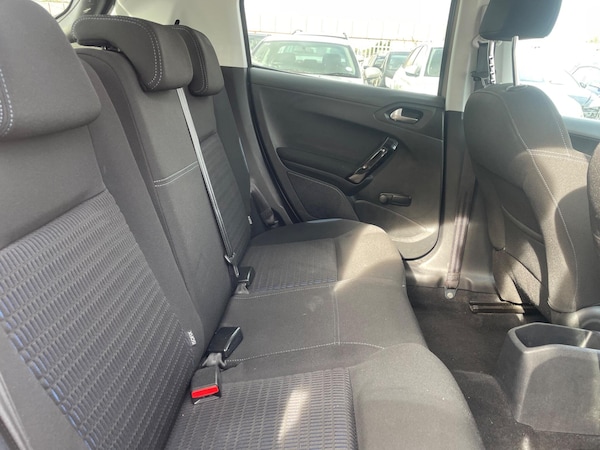 Used Peugeot 208 2012 for sale - 76179405: Photo 35