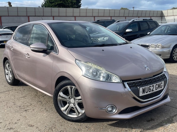 Used Peugeot 208 2012 for sale - 76179405: Photo 38