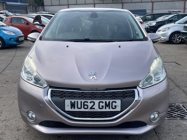 Used Peugeot 208 2012 for sale - 76179405: Photo 3