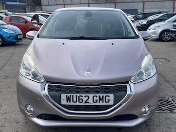 Used Peugeot 208 2012 for sale - 76179405: Photo 3