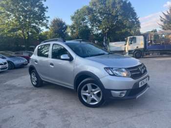 Used Dacia Sandero Stepway 2014 for sale - 74596445: Photo