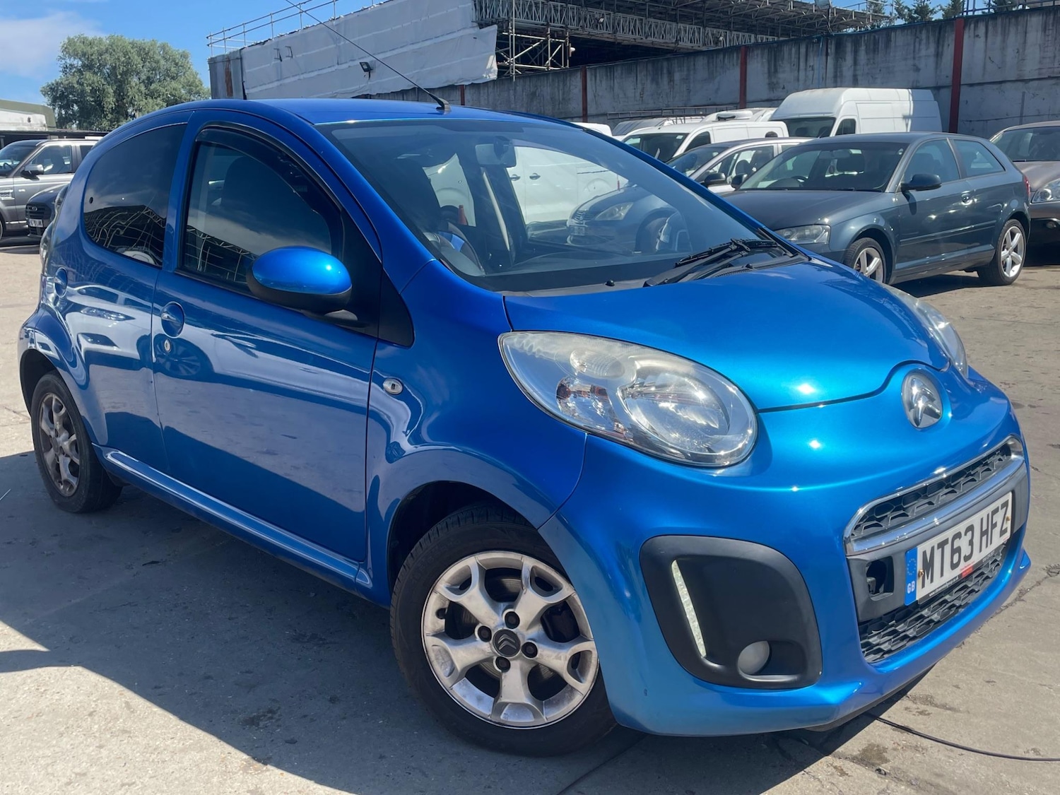 Used Citroen C1 2013 for sale - 76990342: Photo 2