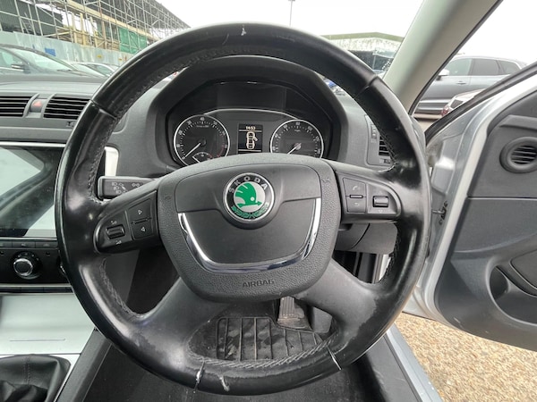 Used Skoda Octavia 2011 for sale - 76270203: Photo 14